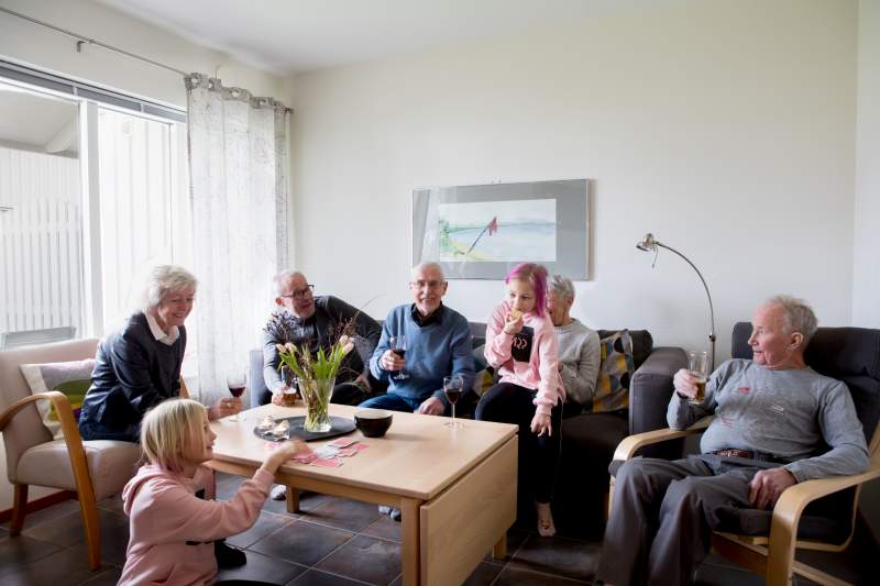 Det finns gott om gemensamma utrymmen för ert sällskap som ni kan utnyttja under er semester i Skåne på Åhus resort